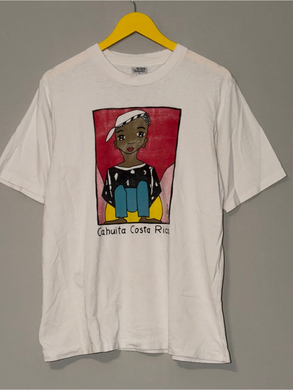 Costa Rica white cotton t-shirt Size M vintage distressed